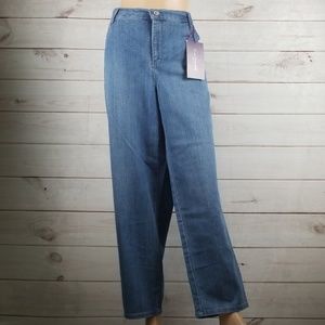 Gloria Vanderbilt Womens Short 20W Ultra Stretch